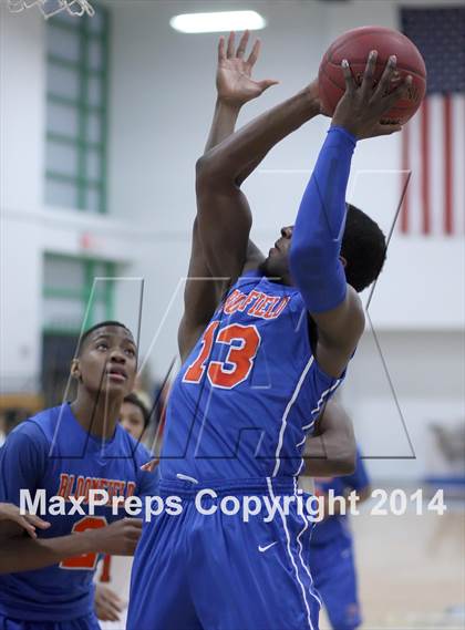 Thumbnail 1 in Bloomfield @ University (CIAC Class S Second Round) photogallery.