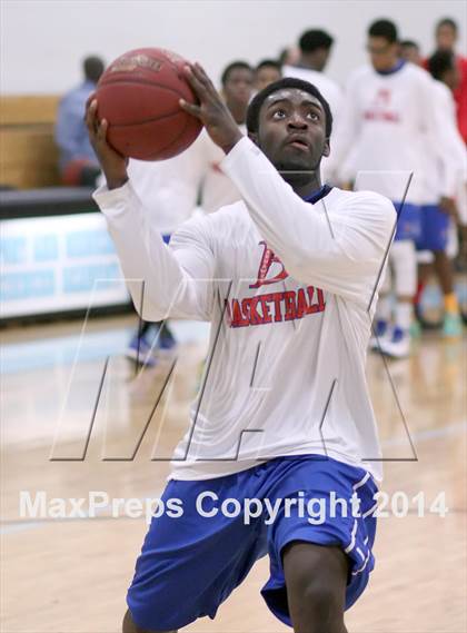 Thumbnail 1 in Bloomfield @ University (CIAC Class S Second Round) photogallery.