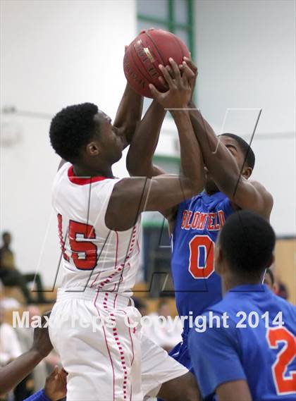 Thumbnail 2 in Bloomfield @ University (CIAC Class S Second Round) photogallery.