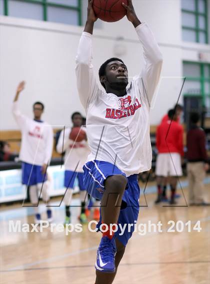 Thumbnail 3 in Bloomfield @ University (CIAC Class S Second Round) photogallery.