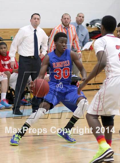 Thumbnail 2 in Bloomfield @ University (CIAC Class S Second Round) photogallery.