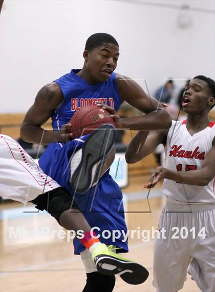Thumbnail 1 in Bloomfield @ University (CIAC Class S Second Round) photogallery.
