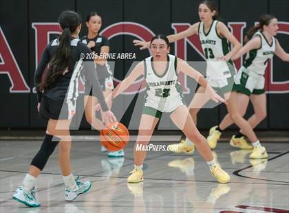 Thumbnail 2 in Miramonte vs. Washington (Sabrina Ionescu SI20 Showcase) photogallery.