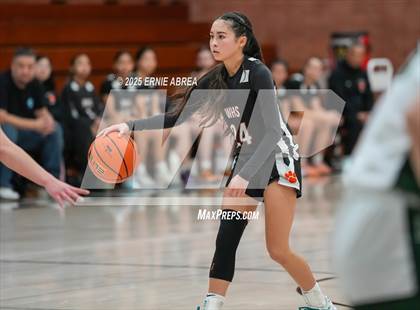Thumbnail 2 in Miramonte vs. Washington (Sabrina Ionescu SI20 Showcase) photogallery.