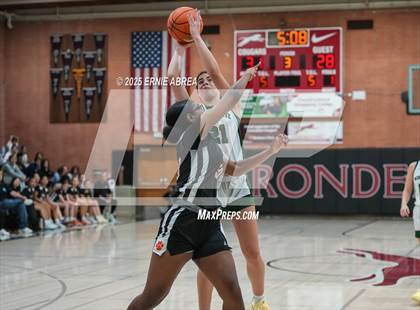 Thumbnail 2 in Miramonte vs. Washington (Sabrina Ionescu SI20 Showcase) photogallery.