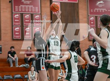 Thumbnail 1 in Miramonte vs. Washington (Sabrina Ionescu SI20 Showcase) photogallery.