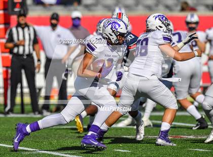 Thumbnail 3 in Ridge Point vs Atascocita (UIL 6A Regional Playoff) photogallery.