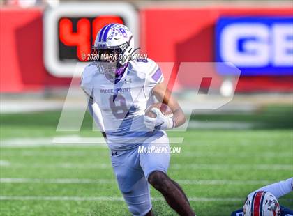 Thumbnail 1 in Ridge Point vs Atascocita (UIL 6A Regional Playoff) photogallery.