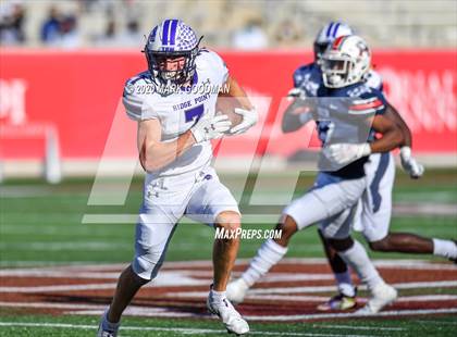 Thumbnail 2 in Ridge Point vs Atascocita (UIL 6A Regional Playoff) photogallery.