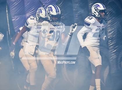 Thumbnail 1 in Ridge Point vs Atascocita (UIL 6A Regional Playoff) photogallery.