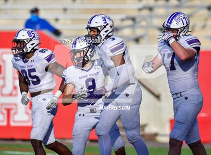 Thumbnail 2 in Ridge Point vs Atascocita (UIL 6A Regional Playoff) photogallery.