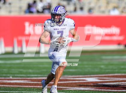 Thumbnail 3 in Ridge Point vs Atascocita (UIL 6A Regional Playoff) photogallery.