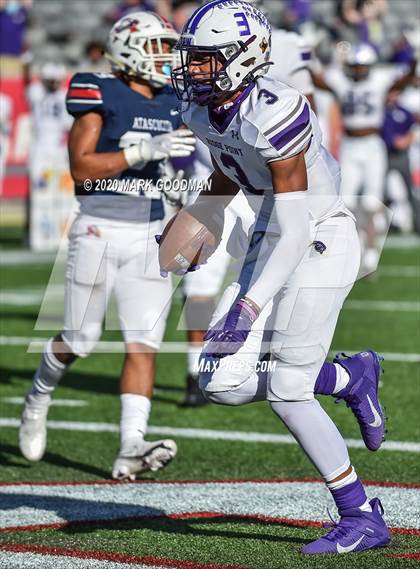 Thumbnail 1 in Ridge Point vs Atascocita (UIL 6A Regional Playoff) photogallery.