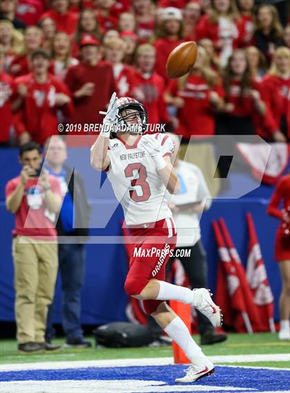 Thumbnail 2 in New Palestine vs. Valparaiso (IHSAA 5A State Final) photogallery.