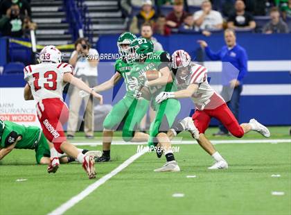 Thumbnail 1 in New Palestine vs. Valparaiso (IHSAA 5A State Final) photogallery.