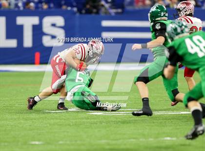 Thumbnail 3 in New Palestine vs. Valparaiso (IHSAA 5A State Final) photogallery.