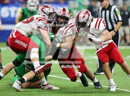 Thumbnail 2 in New Palestine vs. Valparaiso (IHSAA 5A State Final) photogallery.