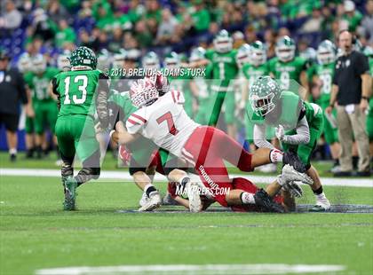 Thumbnail 2 in New Palestine vs. Valparaiso (IHSAA 5A State Final) photogallery.