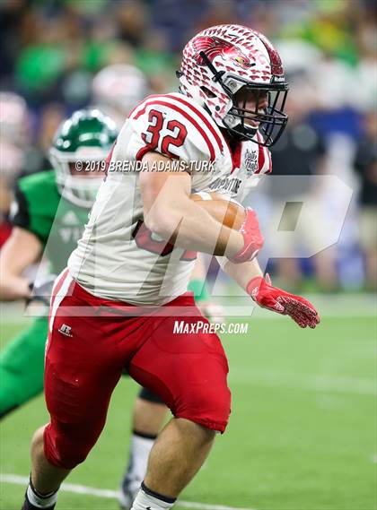 Thumbnail 3 in New Palestine vs. Valparaiso (IHSAA 5A State Final) photogallery.
