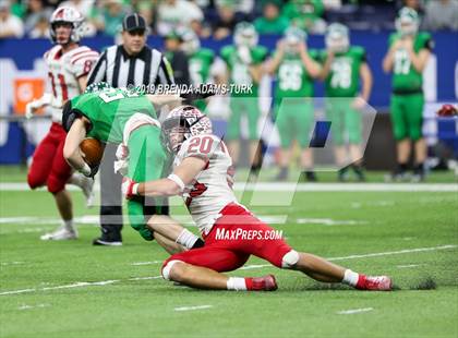 Thumbnail 3 in New Palestine vs. Valparaiso (IHSAA 5A State Final) photogallery.