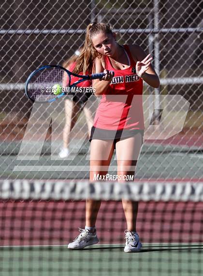 Thumbnail 2 in South Mecklenburg @ Ardrey Kell (NCHSAA 8A Round 1) photogallery.