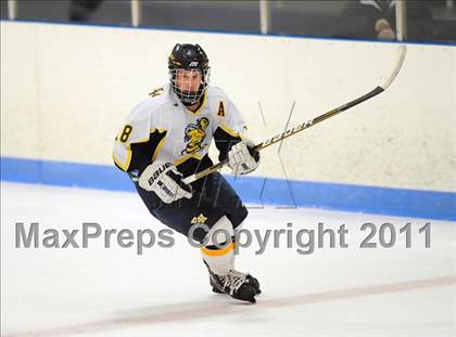 Thumbnail 1 in Conard @ East Haven photogallery.