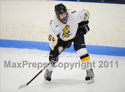Thumbnail 1 in Conard @ East Haven photogallery.