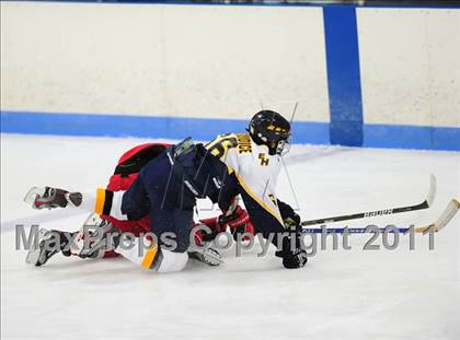 Thumbnail 2 in Conard @ East Haven photogallery.