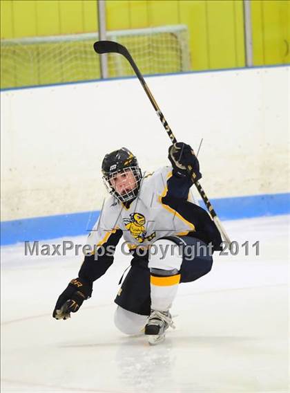 Thumbnail 2 in Conard @ East Haven photogallery.