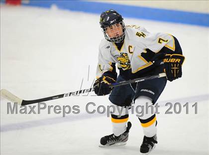 Thumbnail 1 in Conard @ East Haven photogallery.