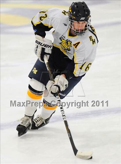Thumbnail 1 in Conard @ East Haven photogallery.