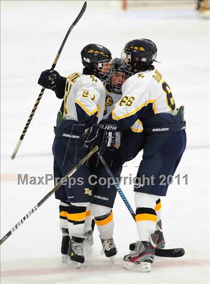 Thumbnail 3 in Conard @ East Haven photogallery.