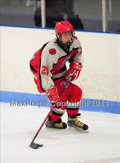 Thumbnail 1 in Conard @ East Haven photogallery.