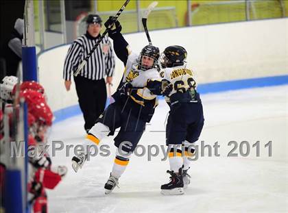 Thumbnail 2 in Conard @ East Haven photogallery.