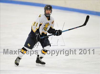 Thumbnail 1 in Conard @ East Haven photogallery.
