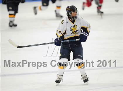 Thumbnail 1 in Conard @ East Haven photogallery.