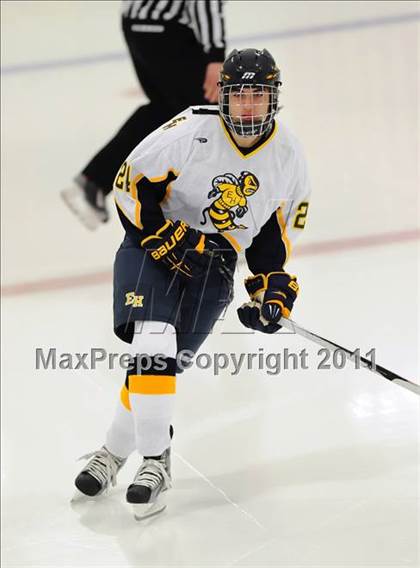 Thumbnail 2 in Conard @ East Haven photogallery.