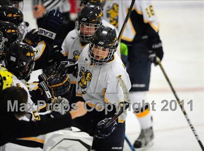 Thumbnail 2 in Conard @ East Haven photogallery.