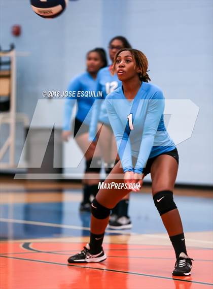Thumbnail 3 in Osbourn @ Potomac photogallery.
