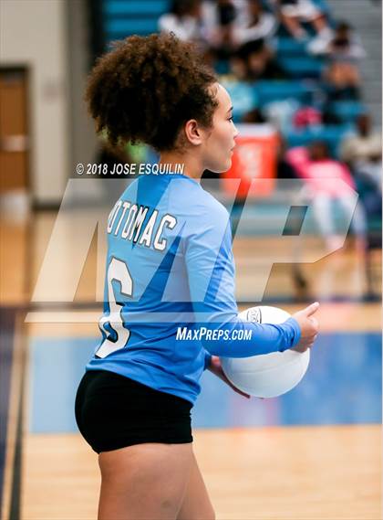 Thumbnail 3 in Osbourn @ Potomac photogallery.