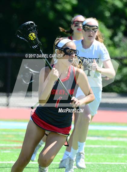 Thumbnail 2 in Yorktown vs. Niskayuna (NYSPHSAA Class B Regional Final) photogallery.