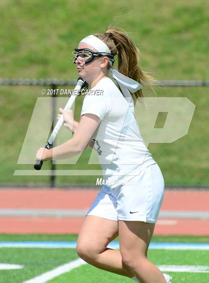 Thumbnail 2 in Yorktown vs. Niskayuna (NYSPHSAA Class B Regional Final) photogallery.
