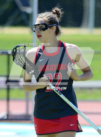 Thumbnail 2 in Yorktown vs. Niskayuna (NYSPHSAA Class B Regional Final) photogallery.