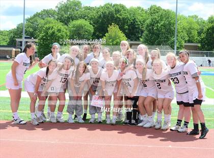 Thumbnail 1 in Yorktown vs. Niskayuna (NYSPHSAA Class B Regional Final) photogallery.