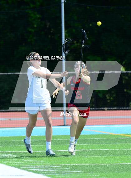 Thumbnail 2 in Yorktown vs. Niskayuna (NYSPHSAA Class B Regional Final) photogallery.