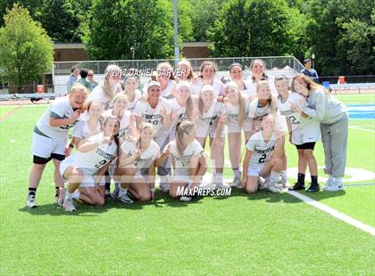 Thumbnail 2 in Yorktown vs. Niskayuna (NYSPHSAA Class B Regional Final) photogallery.