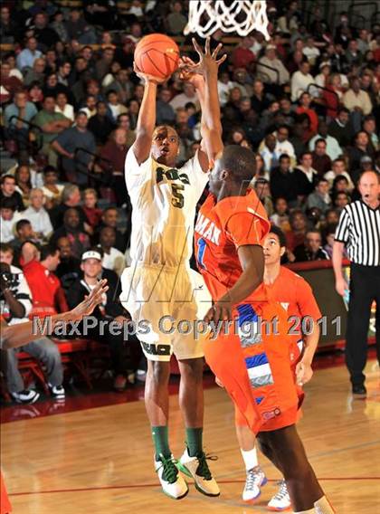 Thumbnail 3 in Long Beach Poly vs. Bishop Gorman (Nike Extravaganza) photogallery.