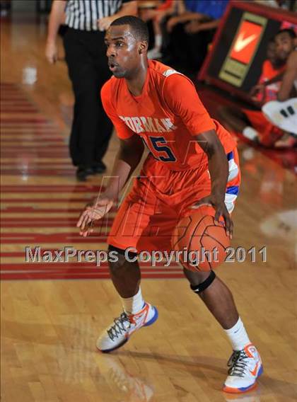 Thumbnail 2 in Long Beach Poly vs. Bishop Gorman (Nike Extravaganza) photogallery.