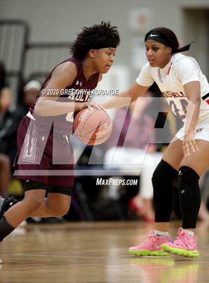 Thumbnail 1 in Mansfield Timberview vs Braswell (UIL 5A Bi-District Playoff) photogallery.