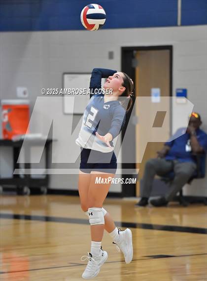 Thumbnail 1 in Tompkins vs. Tomball Memorial (KISD/CFISD Tournament) photogallery.